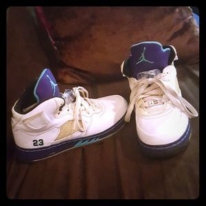 Air Jordan Fusions size 5youth